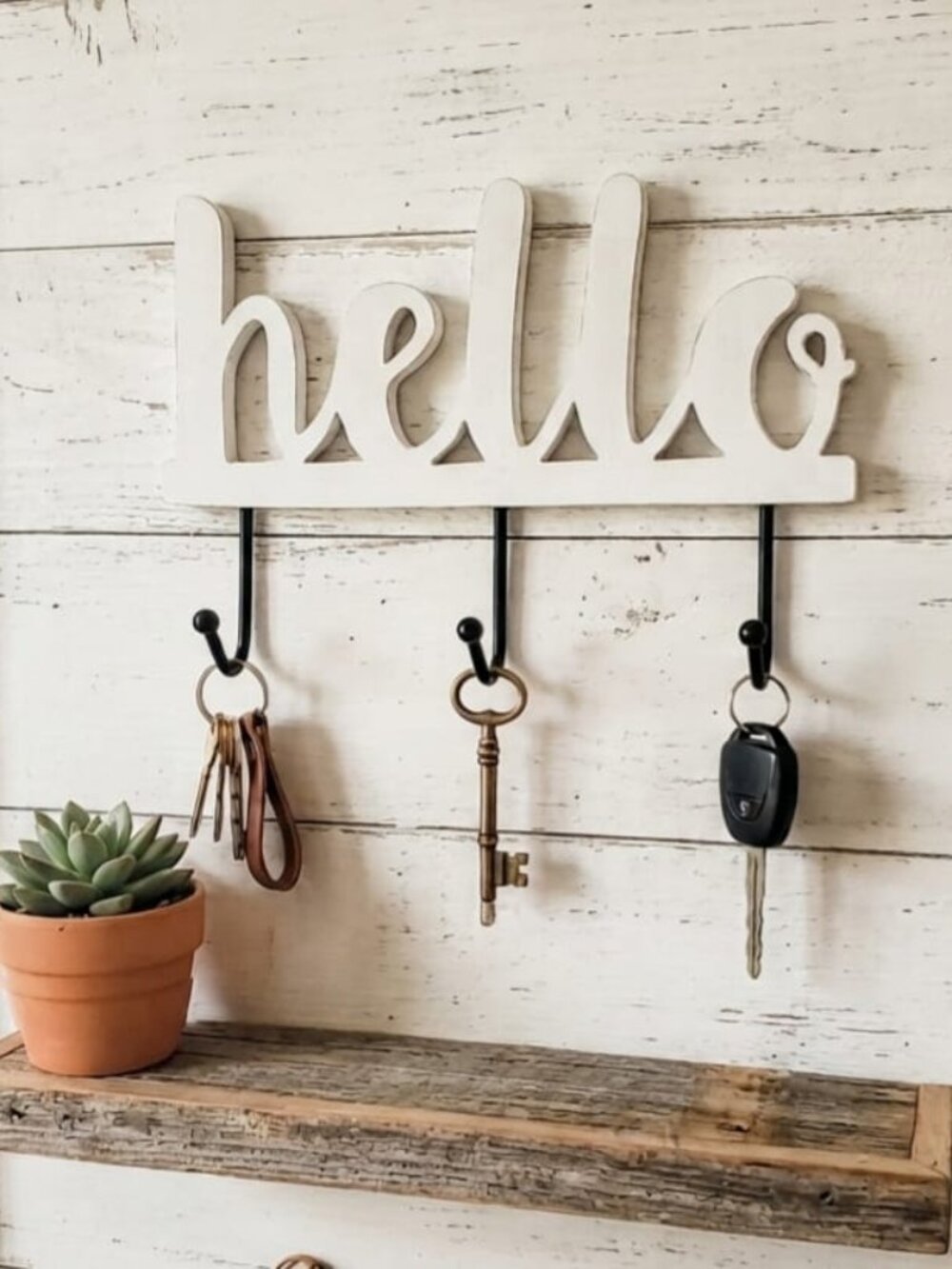 Farmhouse Wooden Key Chain Rack